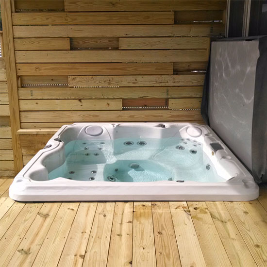 Jacuzzi J-275