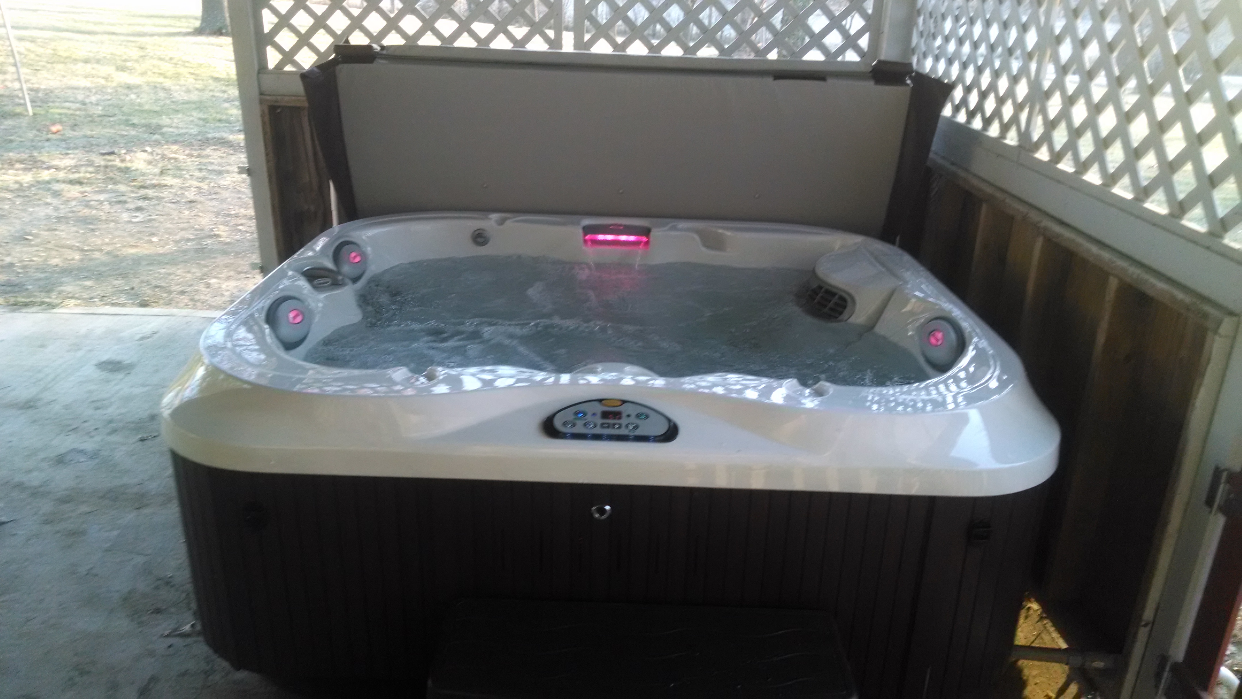    Jacuzzi J-315